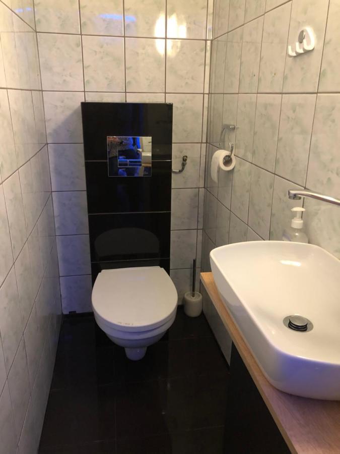 Хостел Tanie Blisko Lotniska Познань
